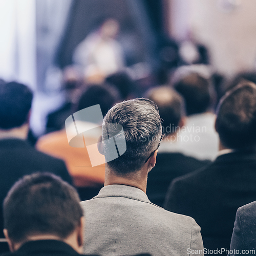 Image of Round table discussion at business conference event.