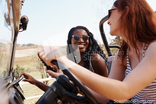 Image of Happy women, bonding and travel on road trip in countryside and sightseeing for adventure in nature. Friends, driving and transportation in offroad vehicle on holiday outdoor in summer in california