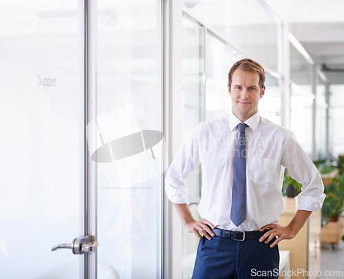 Image of Portrait, man or hands on hips at business, startup or office of successful finance expert in Canada. Proud, businessman or smile as ready to succeed in professional, corporate or executive career