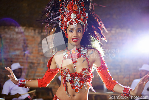 Image of Women, fashion and samba dancer for performance with smile for passion, talent and drums for music in Brazil. Portrait, costume and band at event or disco with entertainment, celebration and heritage