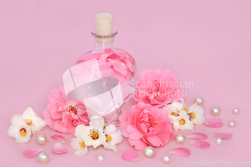 Image of Rose and Orange Blossom Flower Perfume with Pearls