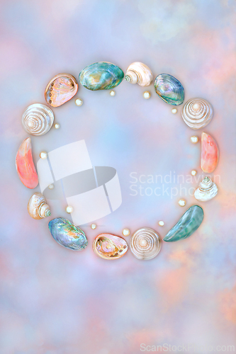 Image of Shell and Pearl Abstract Wreath on Rainbow Sky