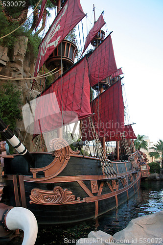 Image of Pirate Ship