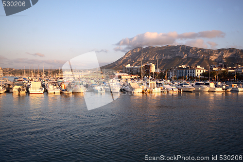 Image of Afternoon in the port
