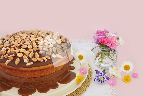 Image of Peanut and Caramel Sauce Cake for Afternoon Tea 