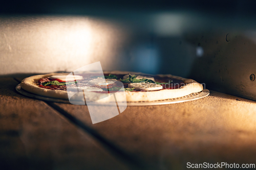 Image of Artisan pizza baking