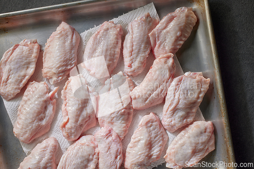 Image of fresh raw chicken wings