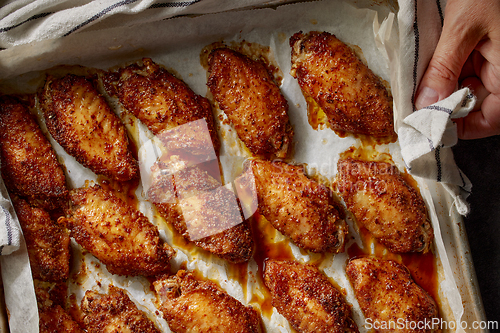 Image of closeup of baked crispy chicken wings