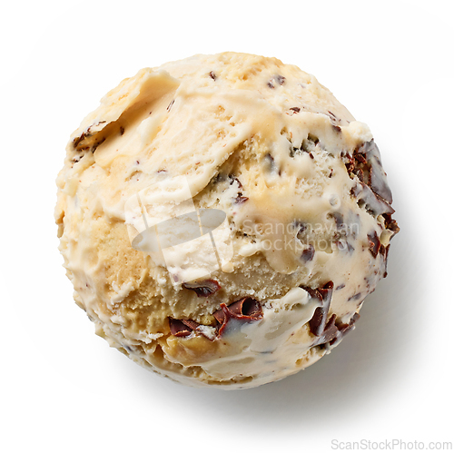Image of coffee liqueur ice cream with chocolate pieces