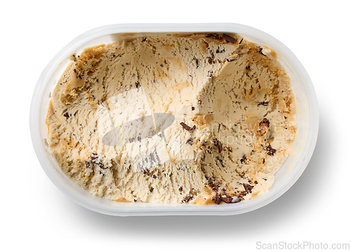 Image of coffee liqueur ice cream with chocolate pieces