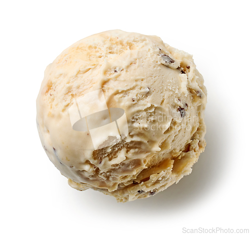 Image of coffee liqueur ice cream with chocolate pieces