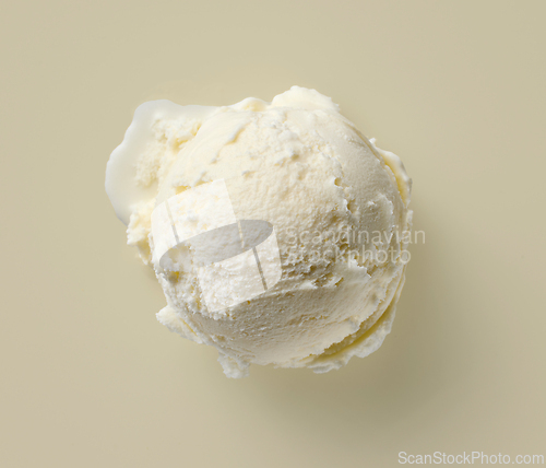 Image of vanilla ice cream scoop