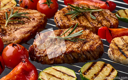 Image of freshly grilled steaks 