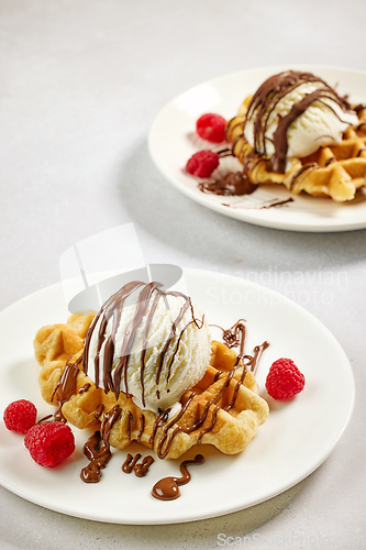 Image of freshly baked belgian waffle 