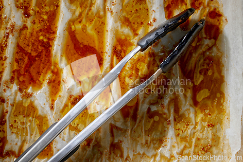 Image of used dirty paper after baking