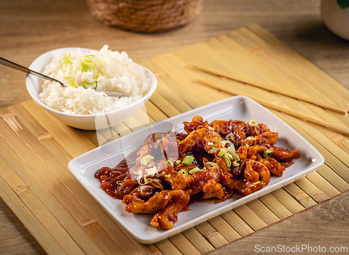 Image of Spicy chicken stir fry with green onions