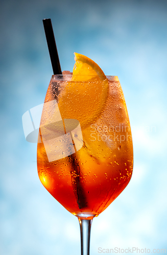 Image of Aperol spritz cocktail