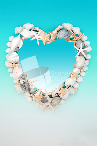 Image of Heart Shape Sea Shell and Pearl Summer Frame
