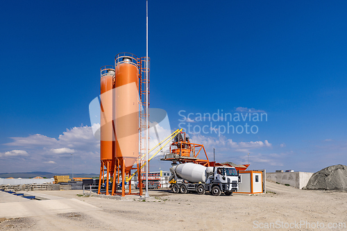 Image of Concrete batching plant