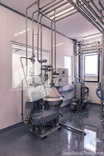 Image of Shiny steel industrial separator machine