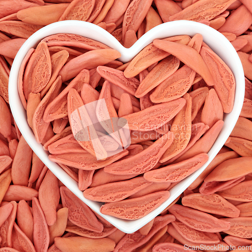 Image of Italian Foglie D'Ulivo Dried Red Leaf Pasta in Heart Dish