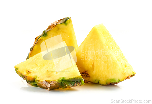 Image of fresh juicy pineapple pieces