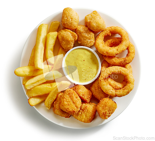 Image of plate of various fried snacks