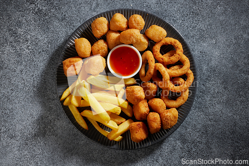 Image of plate of various fried snacks