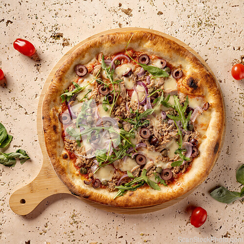 Image of Delicious tuna pizza