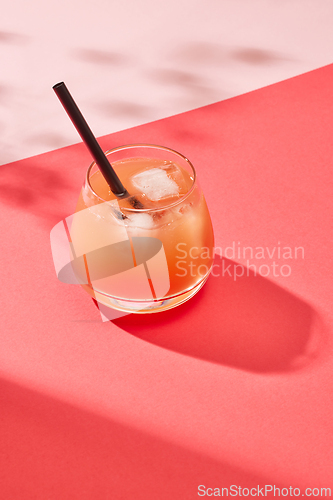 Image of glass of grapefruit juice