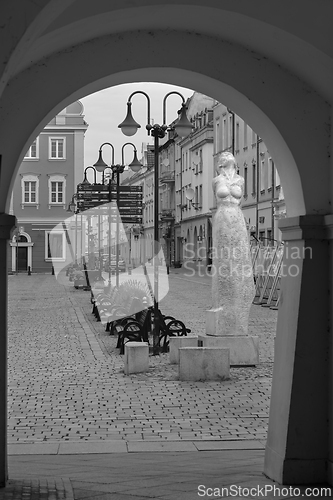 Image of View from under the arcades to the city square