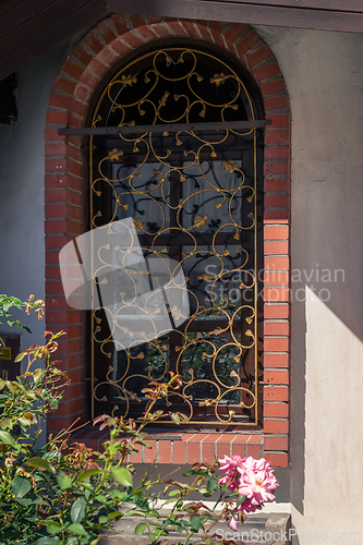 Image of Window with gold grating