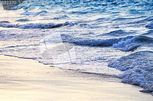 Image of Waves breaking on tropical shore