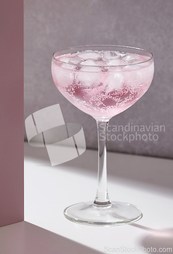 Image of glass of iced drink