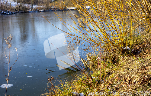 Image of lake at winter time