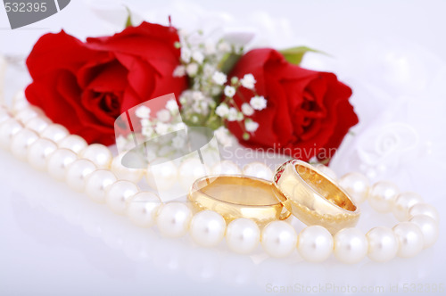 Image of Golden wedding rings