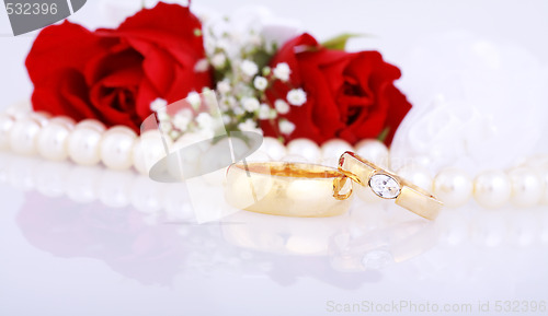 Image of Golden wedding rings