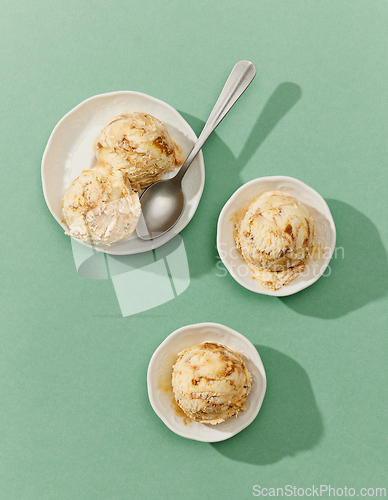 Image of caramel ice cream