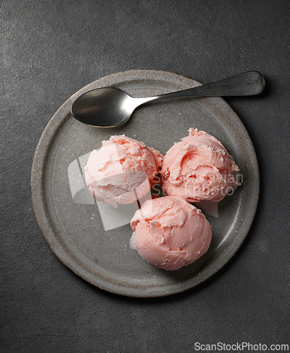 Image of vanilla ice cream