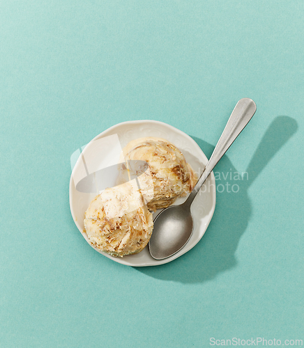 Image of caramel ice cream