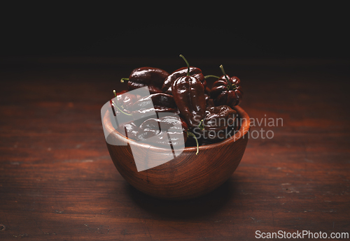Image of Chocolate habanero peppers