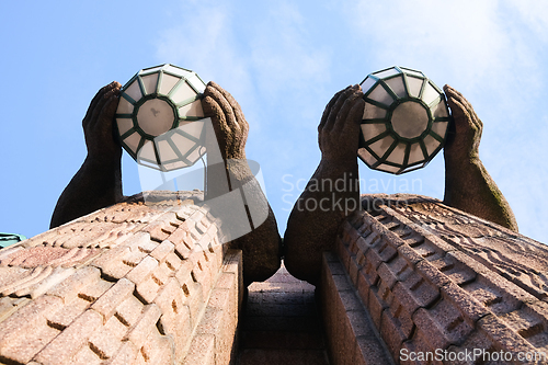 Image of Statues on the Helsinki Railway Station