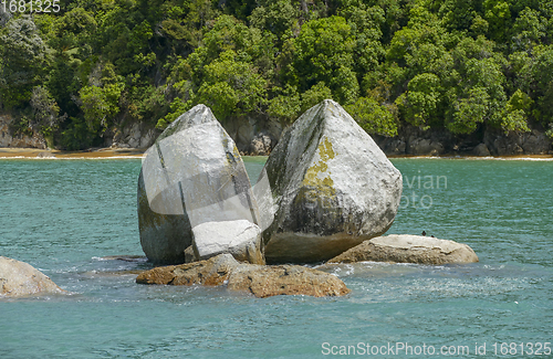 Image of Split Apple Rock