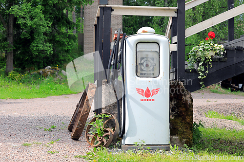 Image of Old Union Fuel Pump