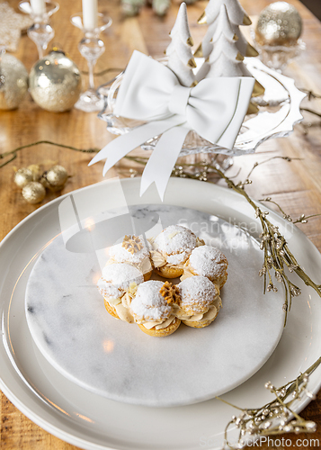 Image of Cream puffs with praline cream filling