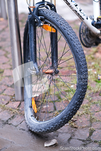Image of Broken wheel of a bike