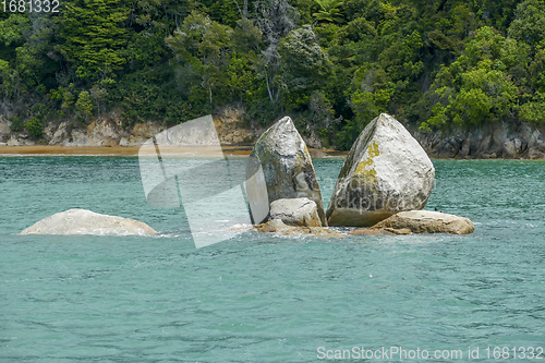 Image of Split Apple Rock