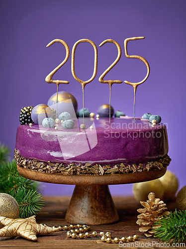 Image of beautiful violet cake
