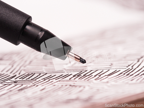 Image of Drawing with a fineliner pen