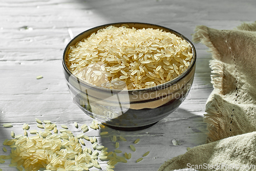 Image of bowl of raw rice